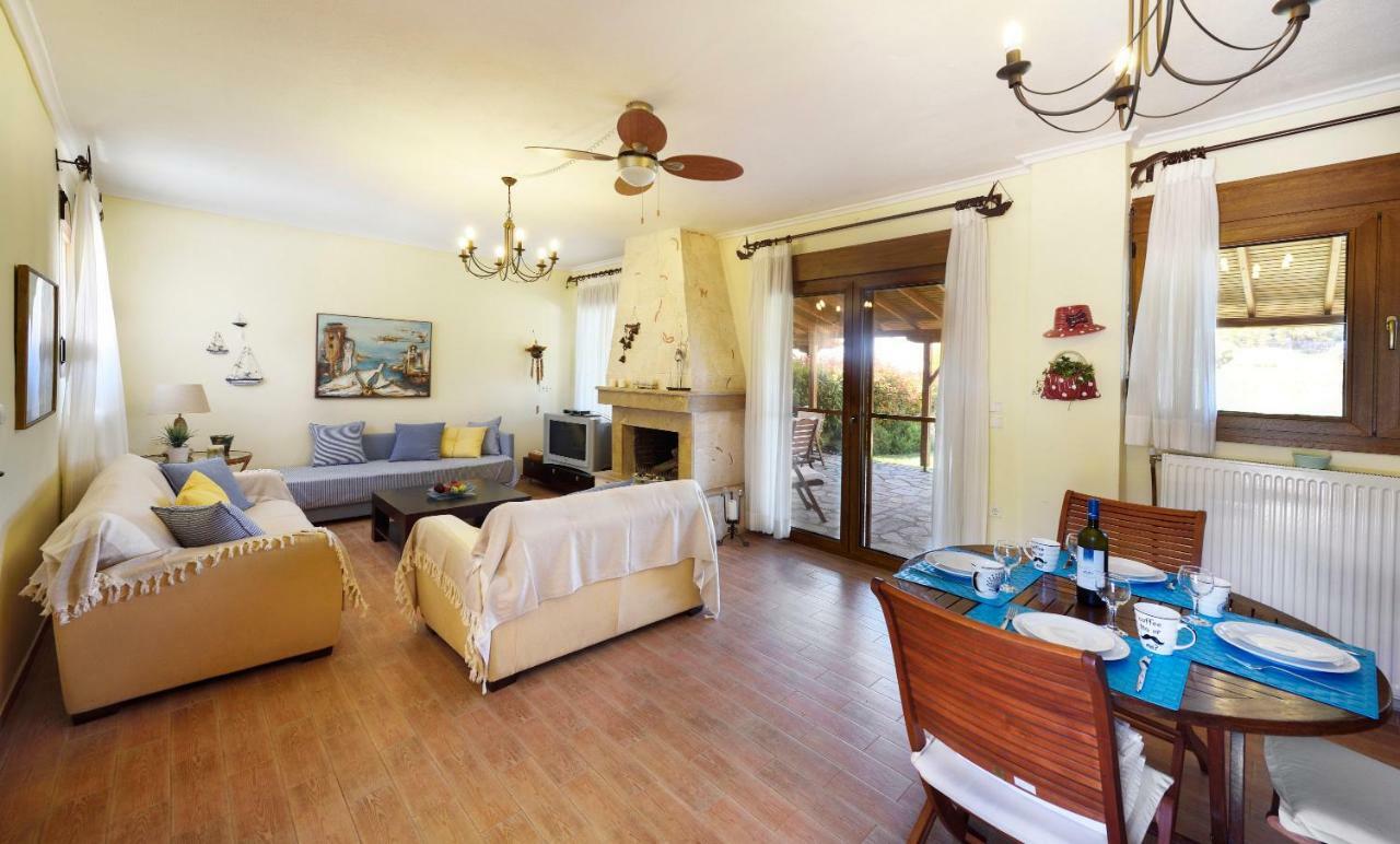 Sani Beach Villa Εξωτερικό φωτογραφία